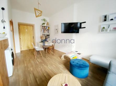 Pronájem bytu, 2+kk, 51 m²