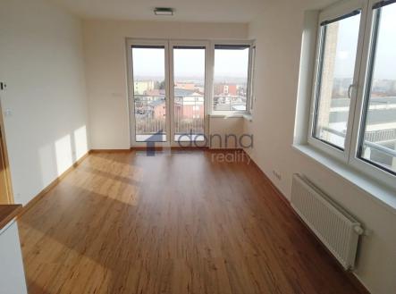 Pronájem bytu, 2+kk, 58 m²