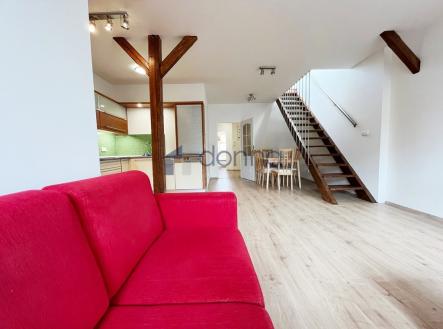Pronájem bytu, 4+kk, 100 m²