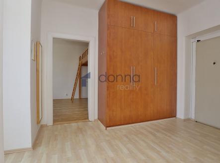 Pronájem bytu, 2+kk, 58 m²
