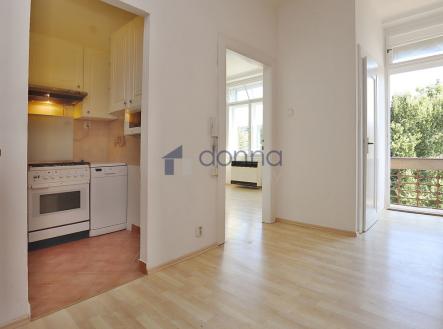 Pronájem bytu, 2+kk, 58 m²