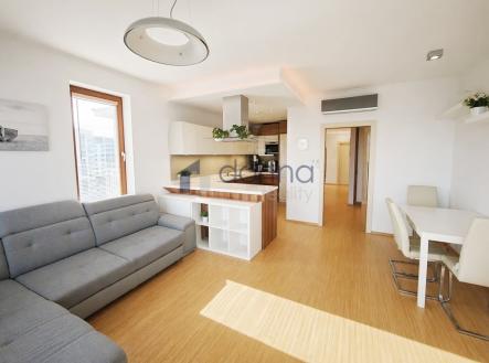 Pronájem bytu, 3+kk, 106 m²