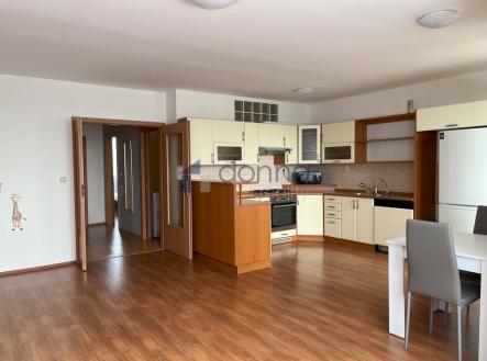 Pronájem bytu, 3+kk, 79 m²