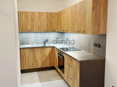 Pronájem bytu, 2+kk, 61 m²