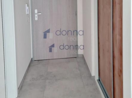 Pronájem bytu, 2+kk, 61 m²
