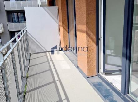 Pronájem bytu, 2+kk, 61 m²
