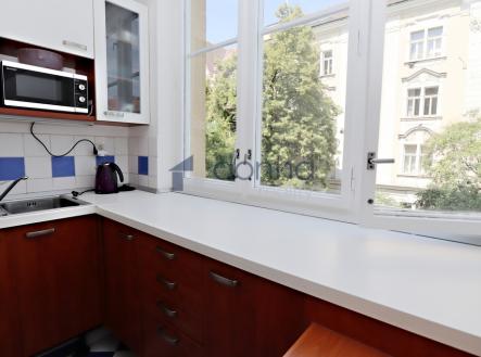 Pronájem bytu, 2+kk, 54 m²