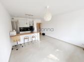 Pronájem bytu, 1+kk, 42 m²