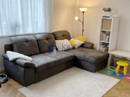 Pronájem bytu, 2+kk, 44 m²