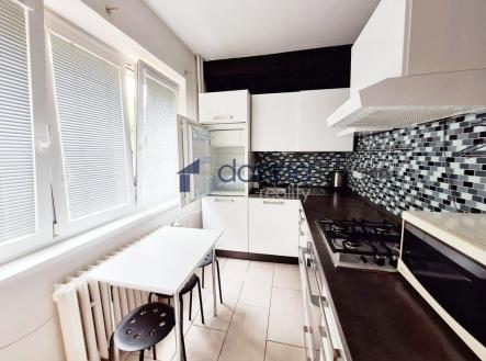 Pronájem bytu, 1+1, 37 m²