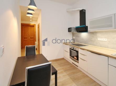 Pronájem bytu, 2+1, 56 m²