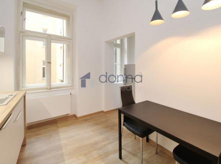Pronájem bytu, 2+1, 56 m²