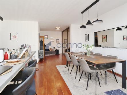 Pronájem bytu, 3+kk, 142 m²