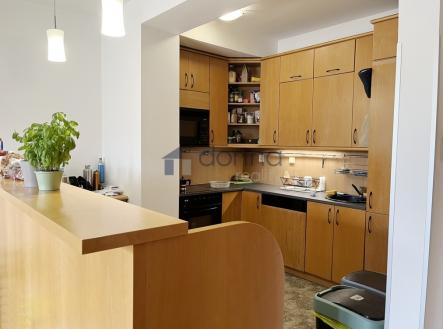 Pronájem bytu, 4+kk, 156 m²
