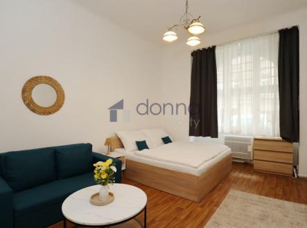Pronájem bytu, 1+kk, 30 m²