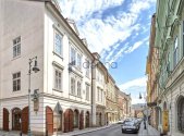 Pronájem kanceláře, 164 m²