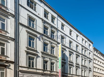 Pronájem kanceláře, 79 m²