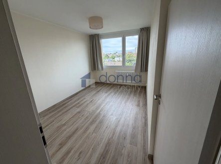 Pronájem bytu, 3+kk, 75 m²