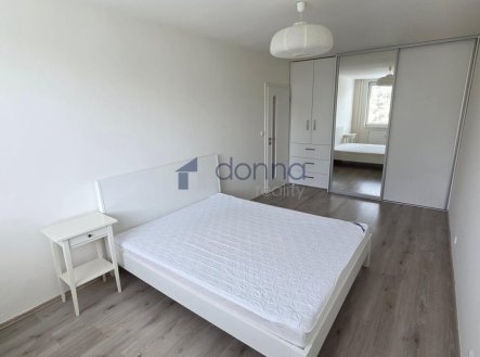 Pronájem bytu, 3+kk, 66 m²