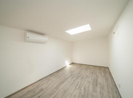 Prodej bytu, atypický, 101 m²