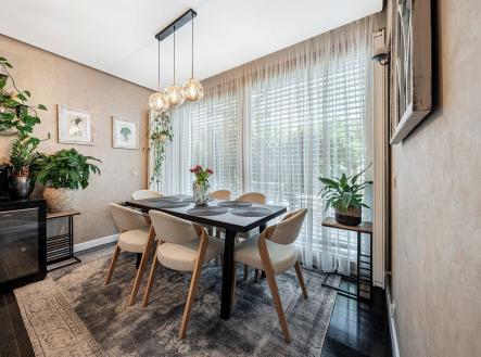 Pronájem bytu, 4+1, 151 m²