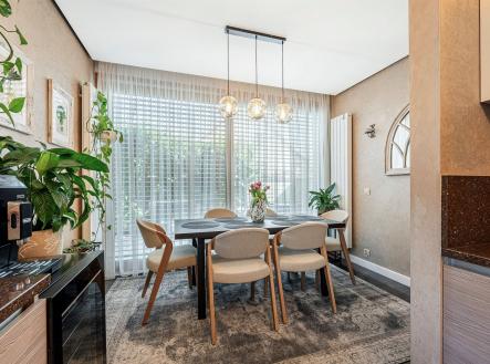 Pronájem domu/vily, 250 m²