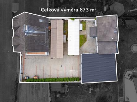 Pronájem - dům/vila, 480 m²