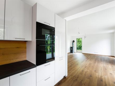 Pronájem domu/vily, 183 m²