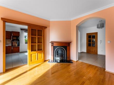 Pronájem domu/vily, 300 m²