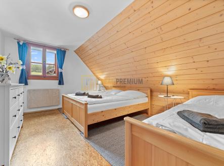 Prodej - chata/rekreační objekt, 180 m²