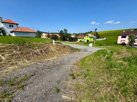 Prodej - pozemek pro bydlení, 674 m²