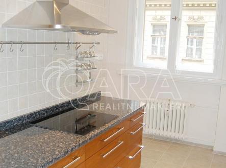 Pronájem bytu, 3+kk, 125 m²