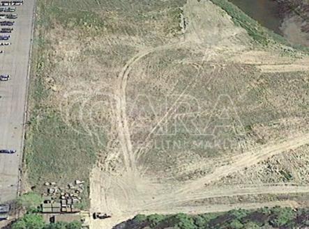 Prodej pozemku pro komerční výstavbu, 30 600 m²