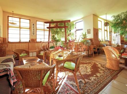 Prodej nájemního domu, 1 000 m²