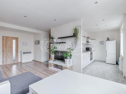 Pronájem bytu, 2+1, 55 m²