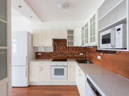 Pronájem bytu, 2+kk, 75 m²