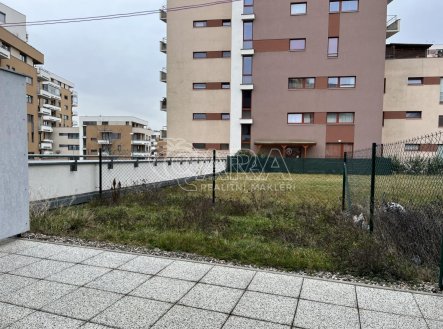 Pronájem bytu, 1+kk, 70 m²