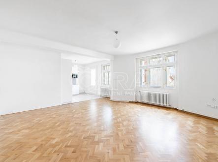 Pronájem bytu, 3+kk, 141 m²