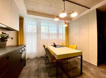 Prodej bytu, 4+1, 95 m²