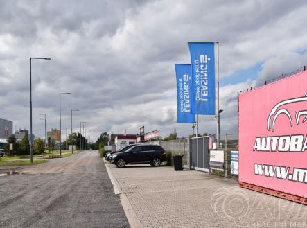 Pronájem komerčního objektu, jiný, 1 270 m²