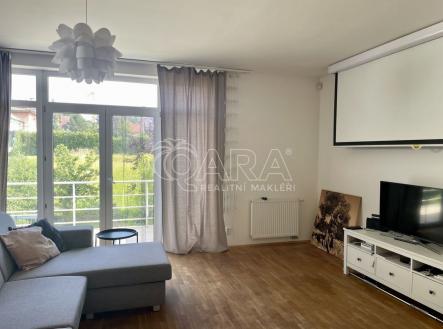 Pronájem domu/vily, 300 m²