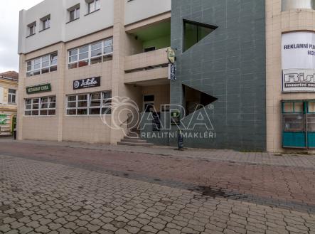 Prodej - restaurace, 167 m²