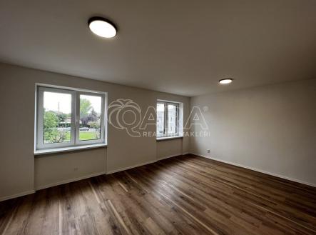 Pronájem bytu, 1+kk, 38 m² obrázek