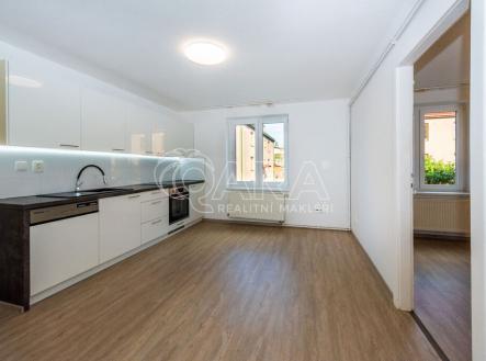 Pronájem bytu, 2+1, 45 m²