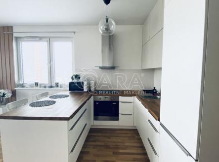 Pronájem bytu, 2+kk, 60 m²