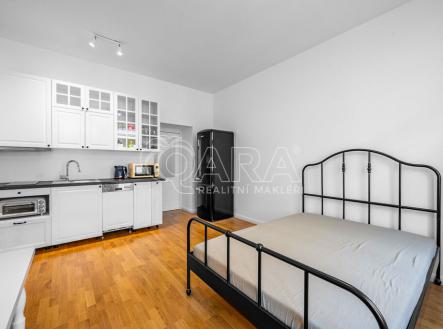 Pronájem bytu, 1+kk, 28 m²