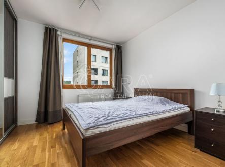 Pronájem bytu, 3+kk, 60 m²