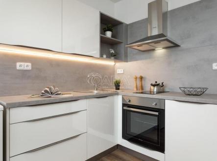 Pronájem bytu, 1+kk, 29 m²