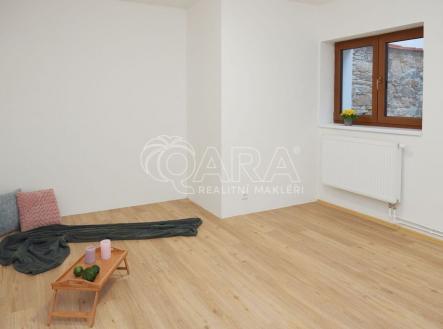 Pronájem bytu, atypický, 60 m²