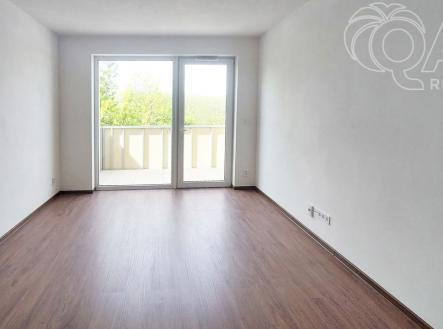 Pronájem bytu, 1+kk, 33 m²